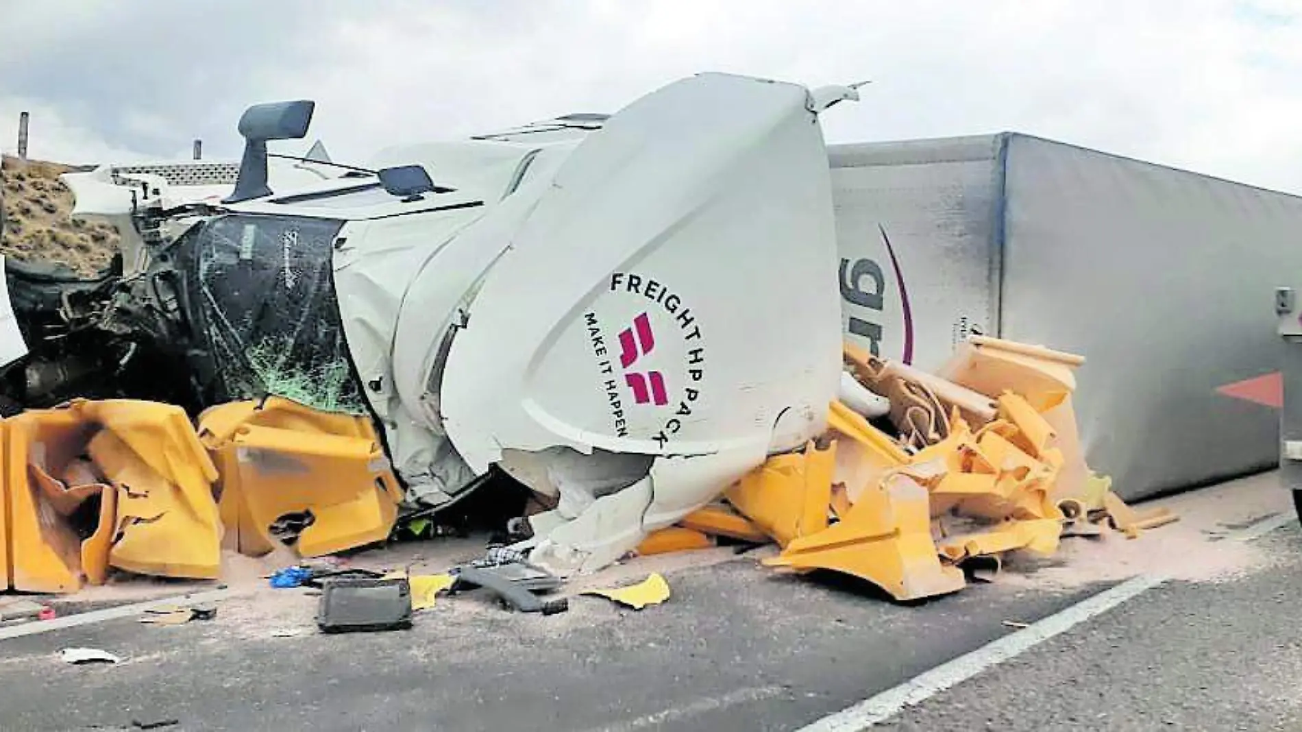 SJR POLI TERMINO EN EL CARRIL_CMYK